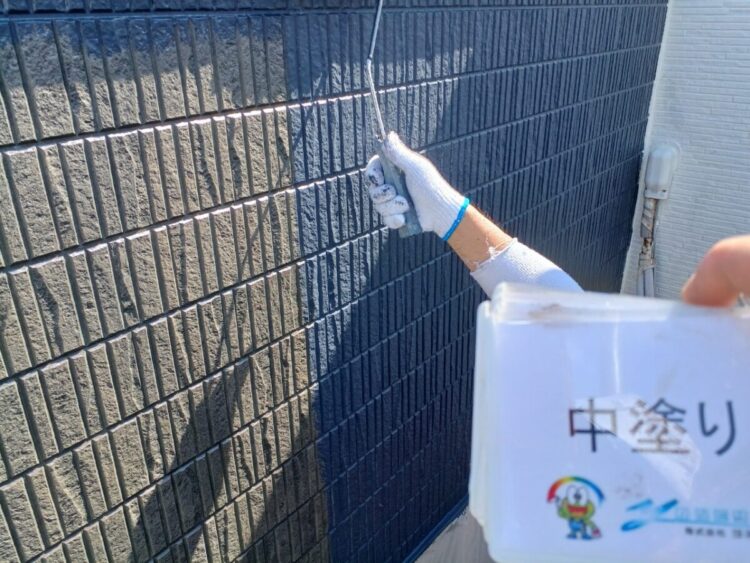 奈良の橿原田原本町の株式会社ヨネヤの外壁塗装と屋根塗装の汚れが目立ちにくい色