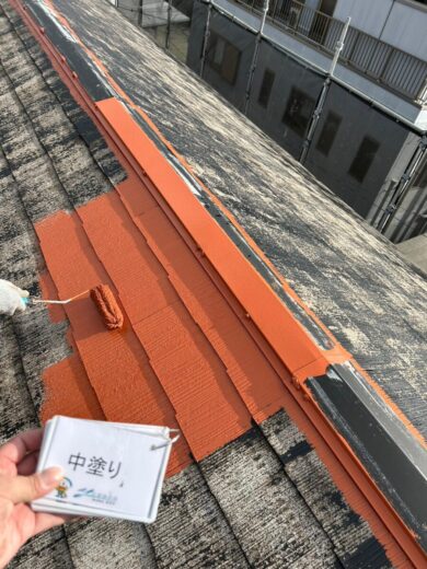 奈良天理市Y様邸　外壁塗装・屋根塗装工事 屋根中塗り