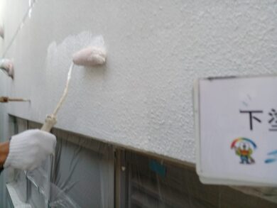 奈良橿原市A株式会社（オフィス）　外壁塗装工事 外壁下塗り