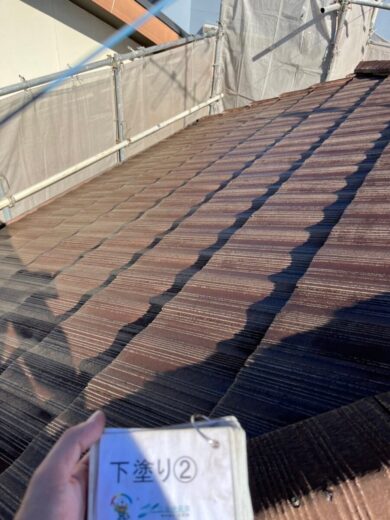 奈良奈良市A様邸　外壁塗装・屋根塗装・防水工事 屋根下塗り⓶