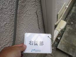 奈良の橿原田原本の株式会社ヨネヤの外壁塗装と屋根塗装の塗膜の剥がれ