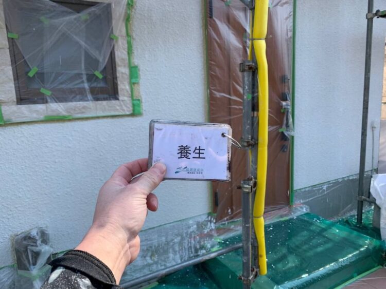 奈良の田原本町の株式会社ヨネヤの外壁塗装と屋根塗装の養生必要箇所