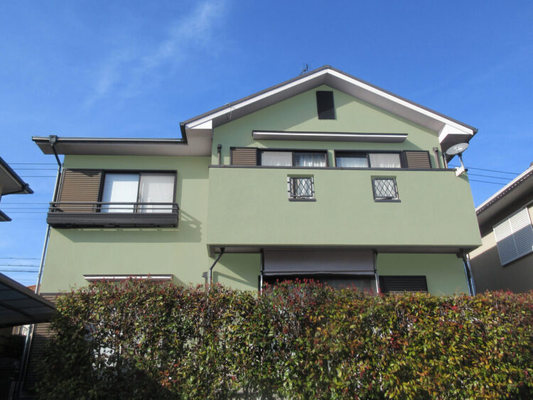 奈良の香芝市の株式会社ヨネヤの外壁塗装と屋根塗装のカラーシミュレーション