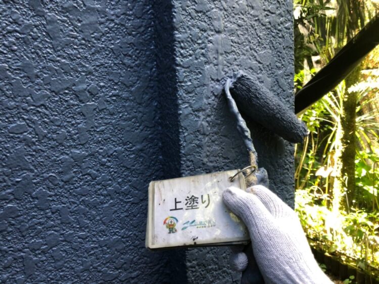 奈良の香芝市の株式会社ヨネヤの外壁塗装と屋根塗装のグレー