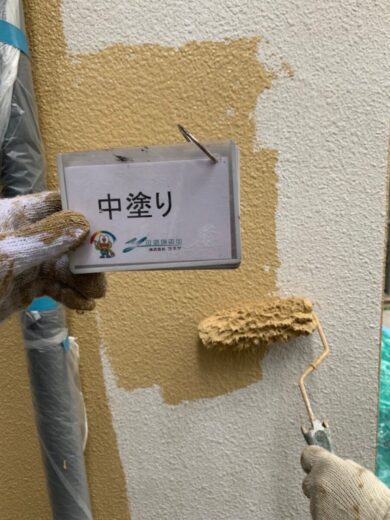 奈良橿原市A様邸　外壁塗装工事 外壁中塗り
