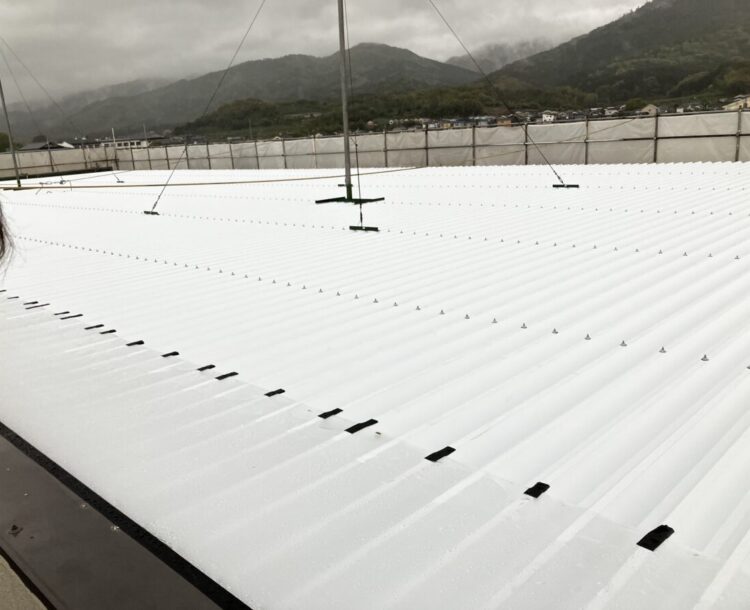 奈良桜井市株式会社I様　外壁塗装・屋根カバー工事 施工後の写真