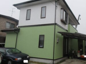 奈良の香芝市の株式会社ヨネヤの外壁塗装と屋根塗装のグリーンの家