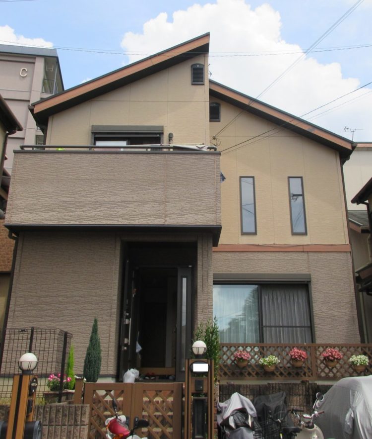 奈良奈良市U様邸　外壁塗装・屋根塗装・ベランダ防水工事 施工前の写真