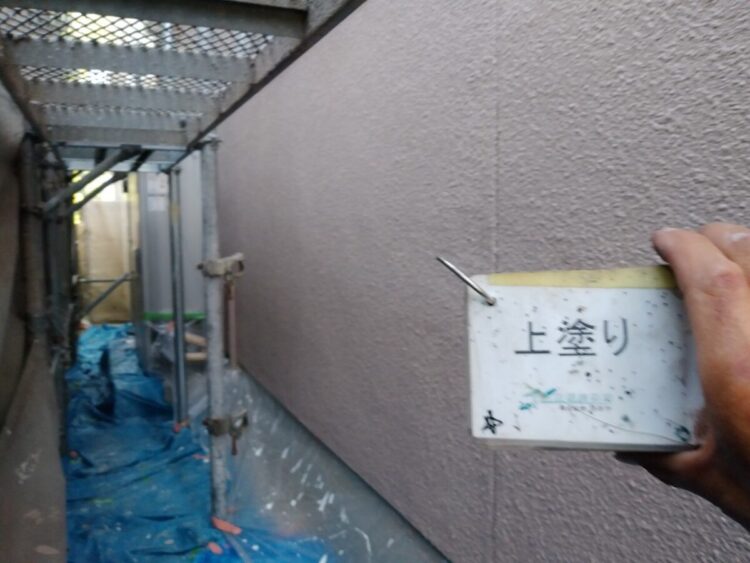 奈良の香芝市の株式会社ヨネヤの外壁塗装と屋根塗装の艶の基準