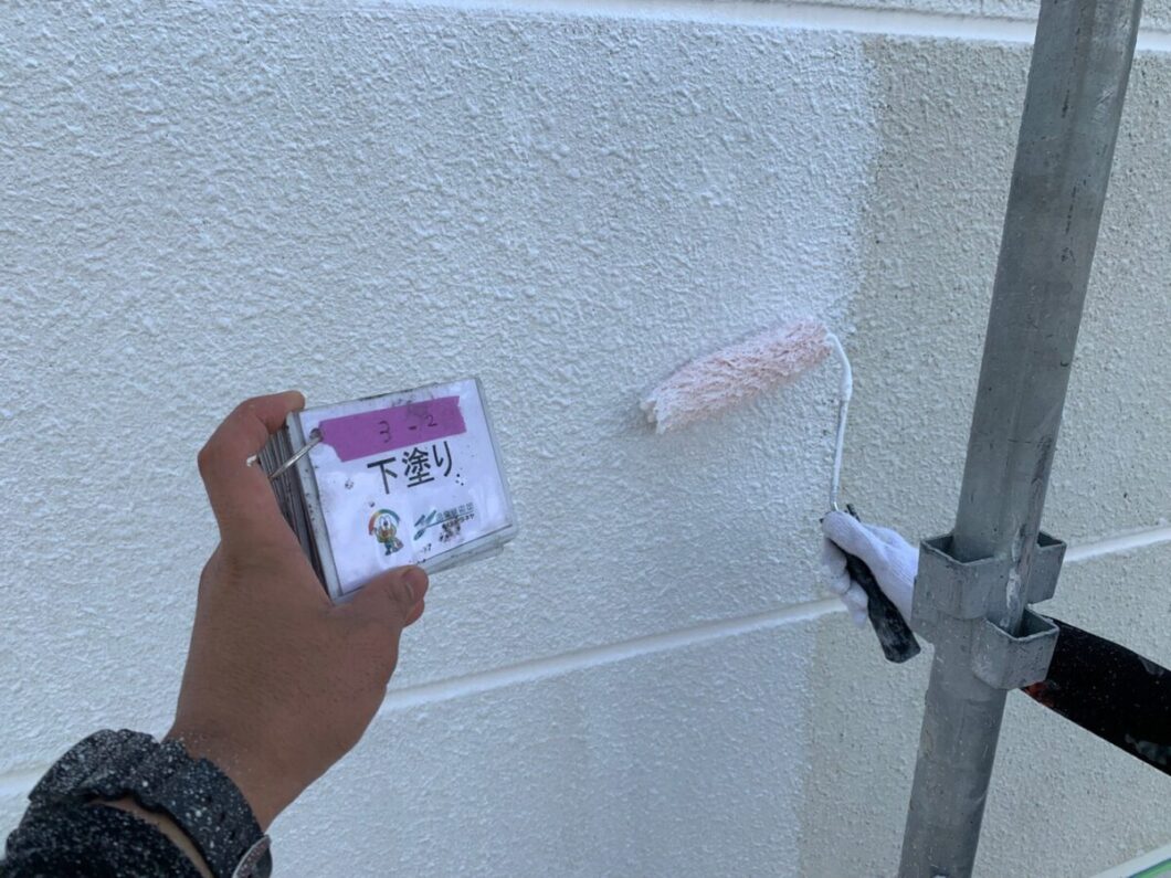奈良の外壁塗装・屋根塗装は実績No.1安心のヨネヤの下塗り