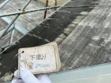 奈良橿原市O様邸　外壁塗装・屋根塗装工事 屋根下塗り