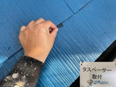奈良橿原市H様邸　外壁塗装・屋根塗装工事 屋根タスペーサー取り付け