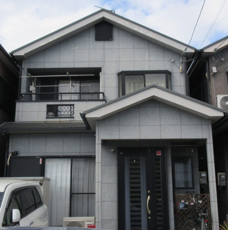 奈良橿原市S様邸　外壁塗装・屋根塗装・防水工事 施工前の写真