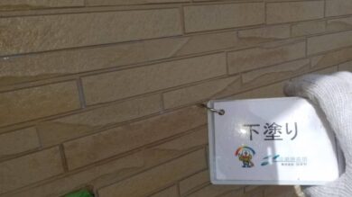 奈良橿原市N様邸　外壁塗装・屋根塗装・防水工事 外壁下塗り